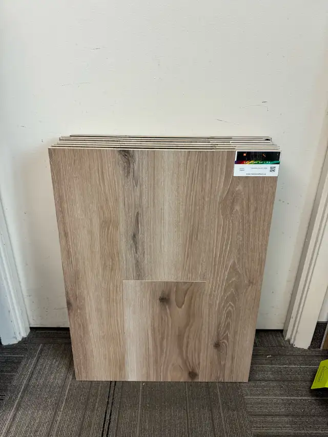 12mm laminate floor $1.79 - Photo 2