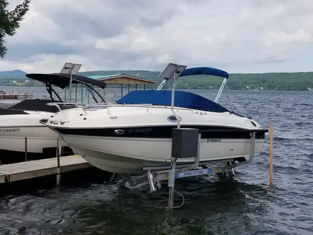 STINGRAY CR215  2011 - Photo 9