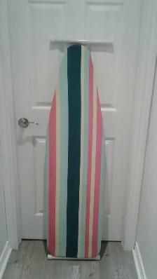 PLANCHE À REPASSER