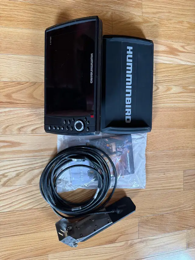 helix 9 fish finder