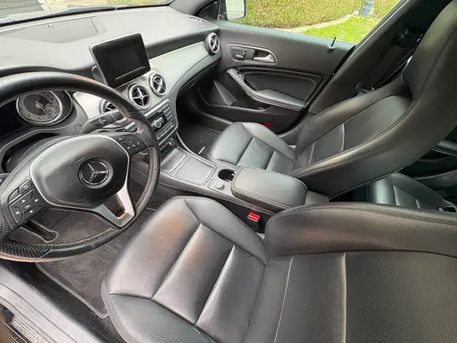 2014 Mercedes CLA250 4MATIC AMG | No Accidents | Excellent Cond. - Photo 9