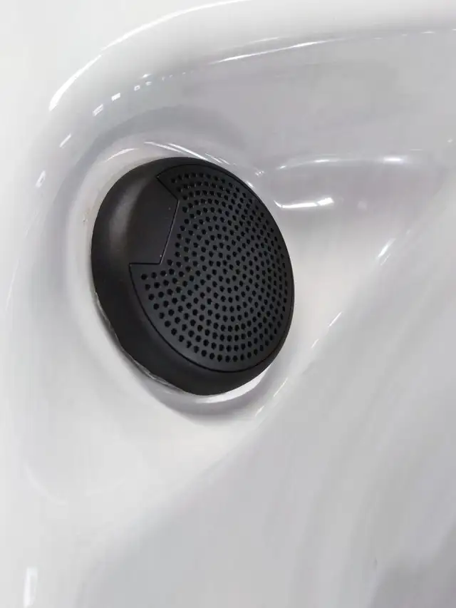 VEGA HOT TUB FOR SALE