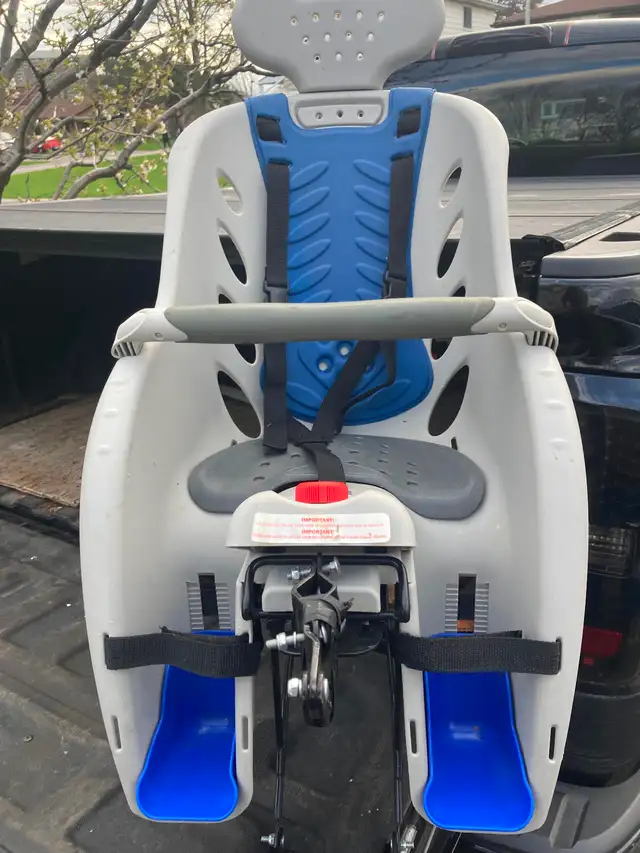 Child  Bike Seat Carrier - Like New - Photo 6