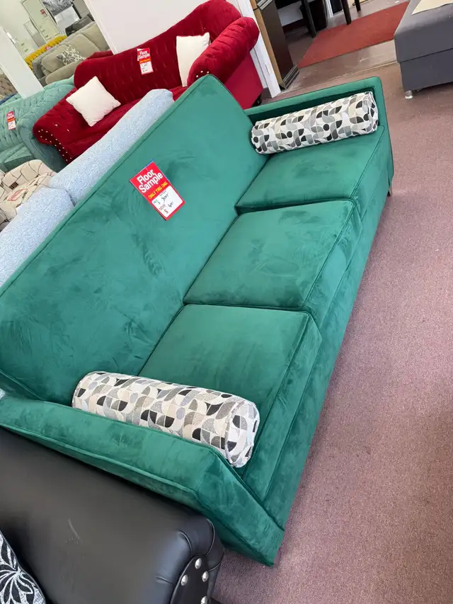 3 seater for clearance sale - Photo 2