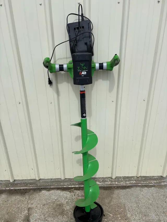 Ion gen 2 ice auger