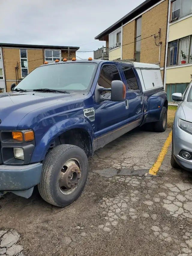 2008 Ford F350 Super Duty 4X4 Crew Cab Dually Low Mileages - Photo 9