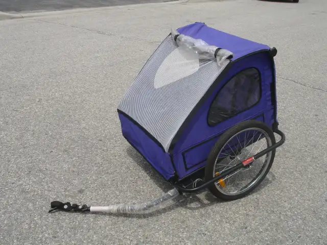SELLING TODAY BIKE TRAILER FOR TWO KIDS EVERYTHING INCLUDED! - Photo 2
