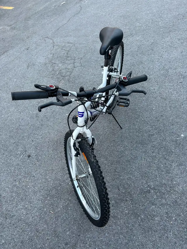 Vélo 20 pouces pour enfants - Photo 2