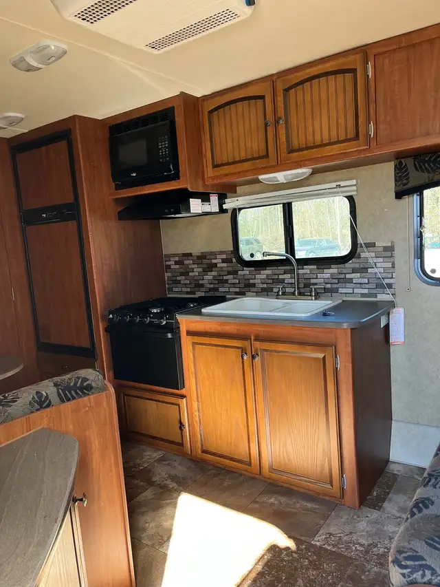 2013 26ft Jayco Jayfeather Ultralight - Photo 5