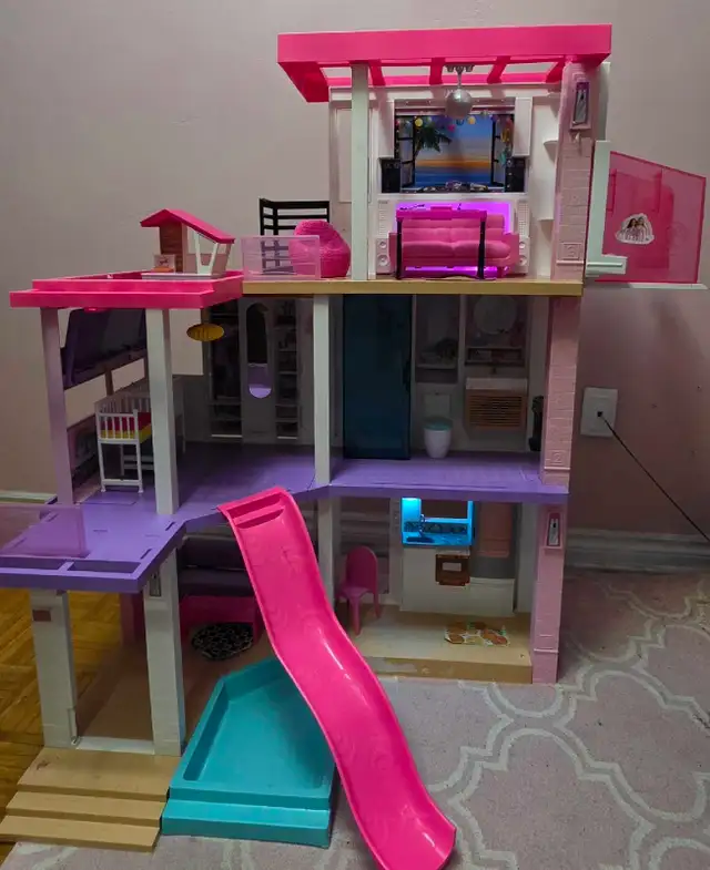 Barbie Dream House