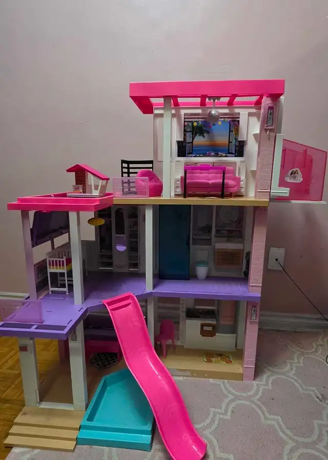 Barbie Dream House - Photo 3