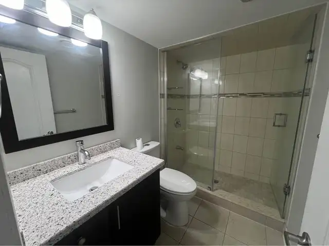 Basement /Apartment for rent in Castlemore (Walkout) - Photo 7