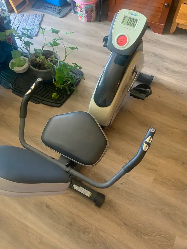 Exercise bike - Photo 3