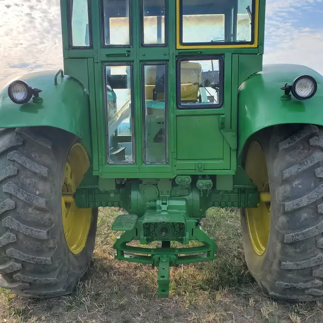 1968 John Deere 4020 Tractor - Photo 2