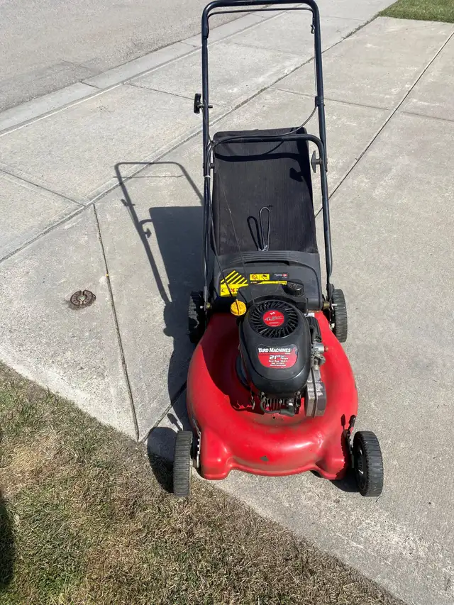 Gas Lawnmower 21" with Rear Bag/Mulch – Professionally Serviced