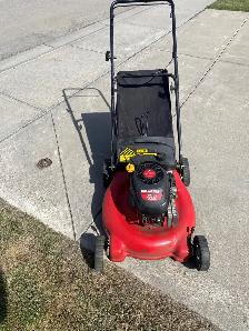 Gas Lawnmower 21" with Rear Bag/Mulch – Professionally Serviced