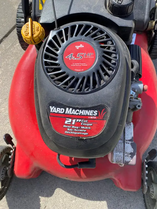 Gas Lawnmower 21" with Rear Bag/Mulch – Professionally Serviced - Photo 6