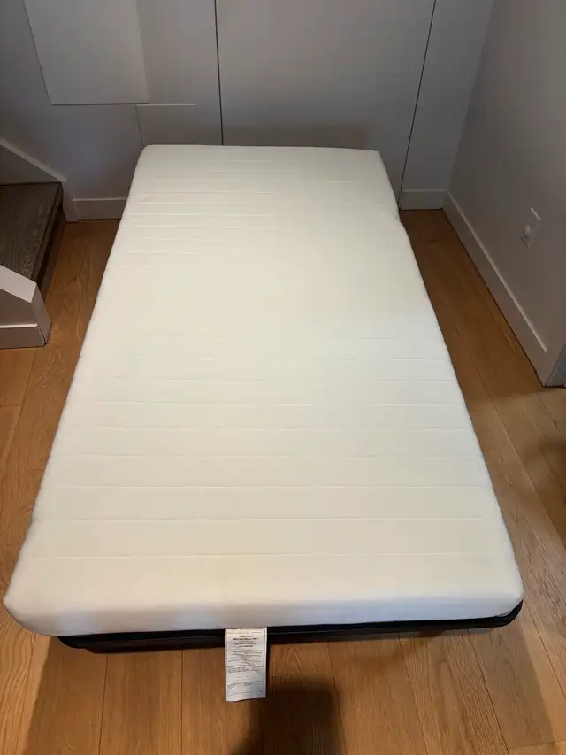 Bed frames and mattresses - Photo 4