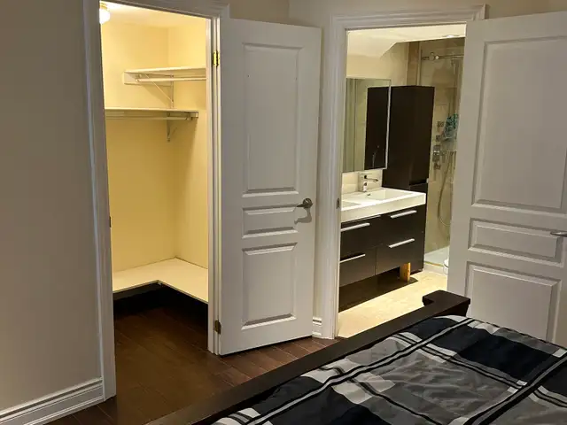 one bedroom apartment walk out $1700 - Photo 7