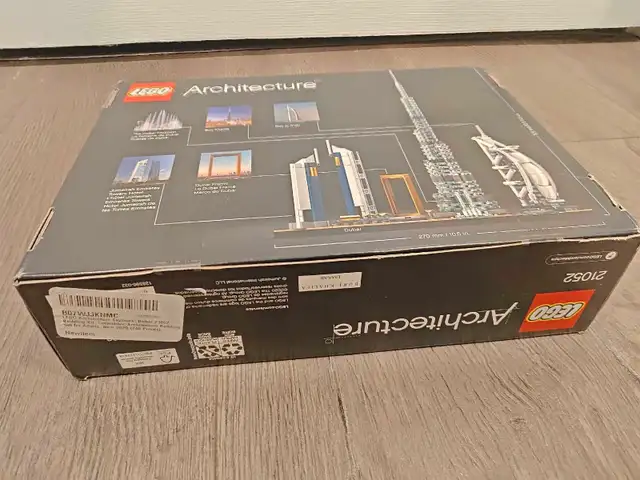 BNIB LEGO Architecture 21052 Dubai - Photo 3