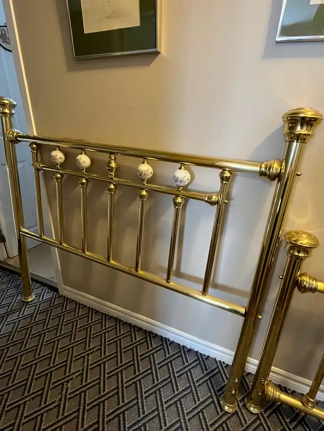 bedroom furniture - Photo 2