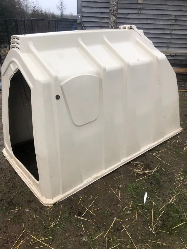calf hutch for sale - Photo 2