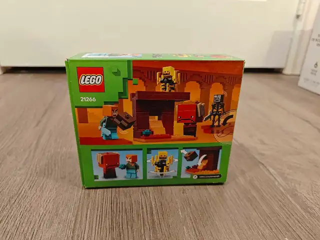 BNIB LEGO Minecraft 21266 The Nether Lava Battle - Photo 2