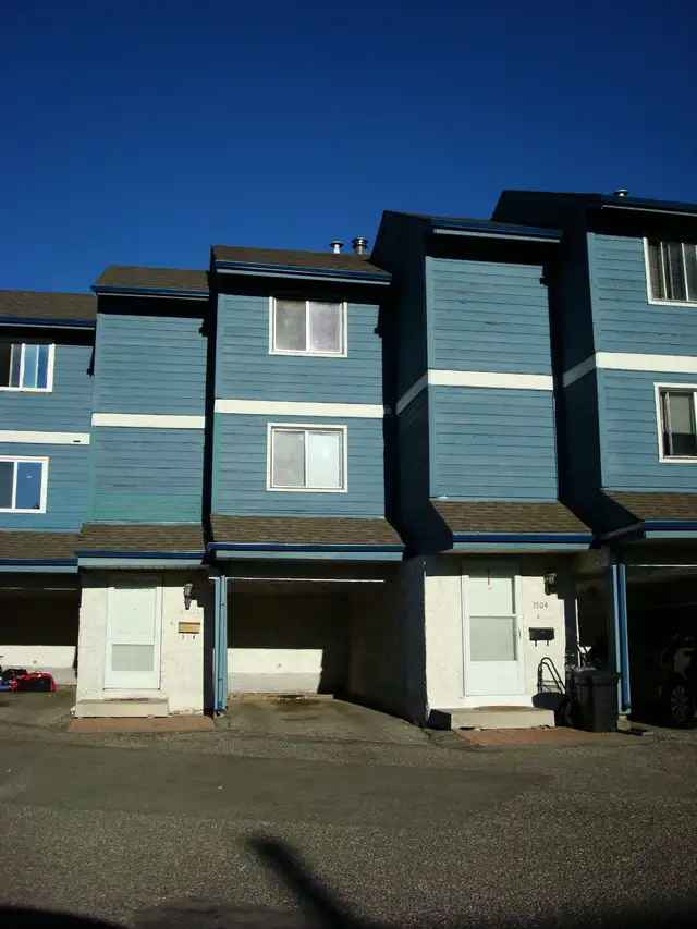 2 Bedroom Townhouse available in Marlborough - Close to LRT - Photo 9
