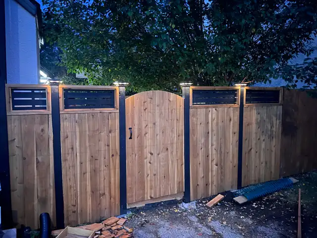 Experienced Craftsman - Photo 3