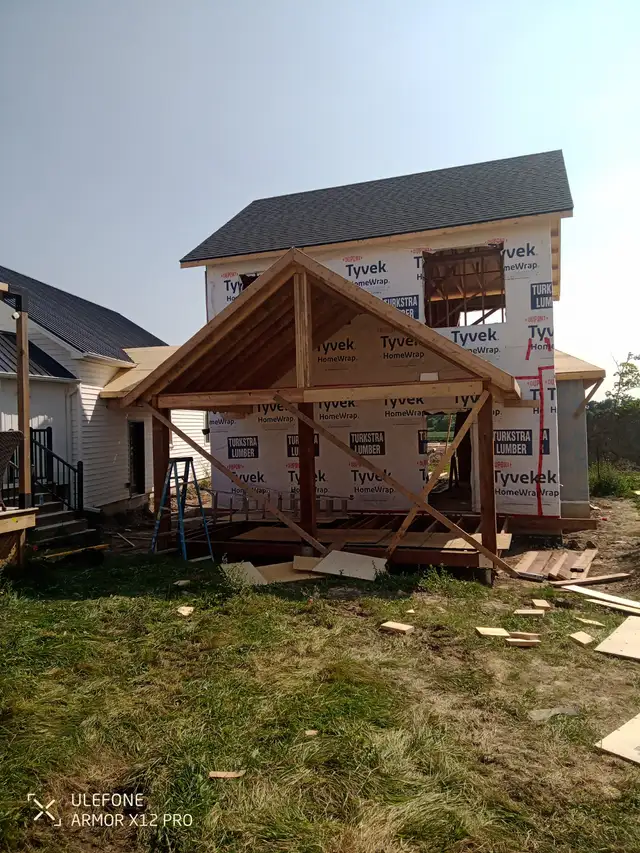 Skilled Carpenter/Handyman - Photo 2