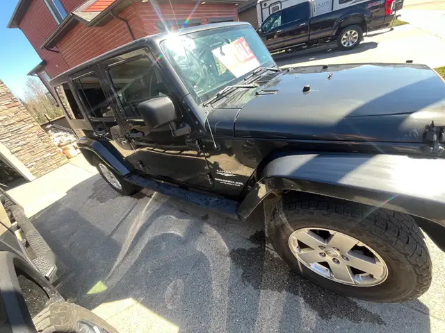 2010 Jeep Wrangler - Photo 3