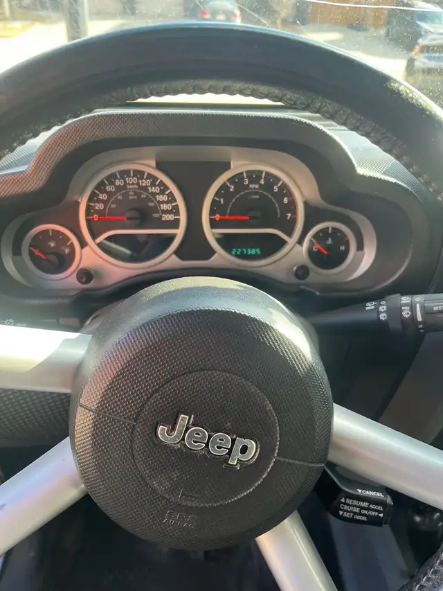 2010 Jeep Wrangler - Photo 7