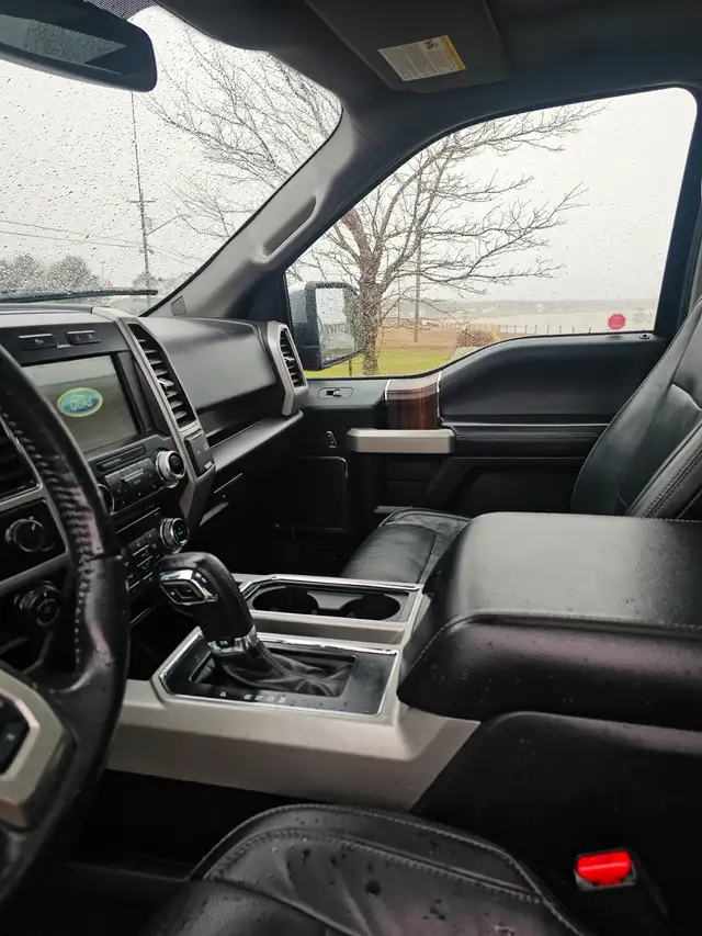 2017 FORD F-150 XLT LARIAT CREW CAB 4X4 - Photo 5