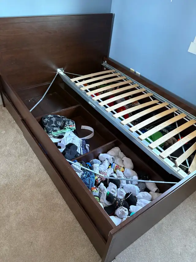 Complete Twin Bed Set