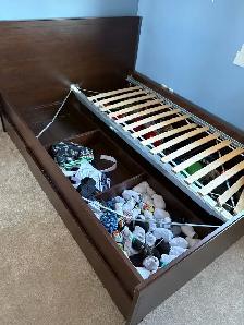 Complete Twin Bed Set