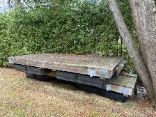 Quais flottant usagés à vendre (2)