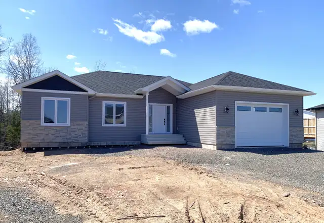 New Construction - Walk-Out Basement 5 Bds 3 Baths Cul-du Sac - Photo 2