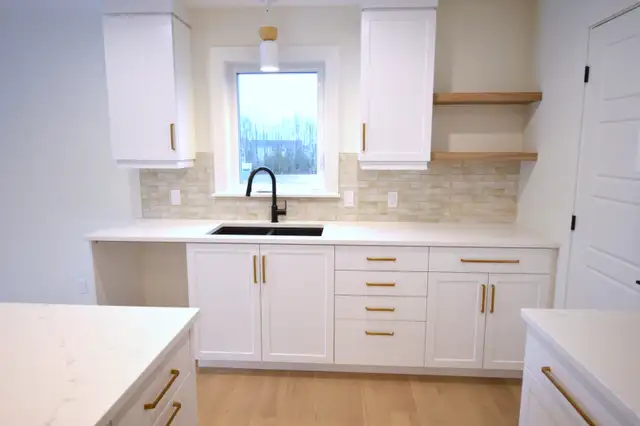 New Construction - Walk-Out Basement 5 Bds 3 Baths Cul-du Sac - Photo 5