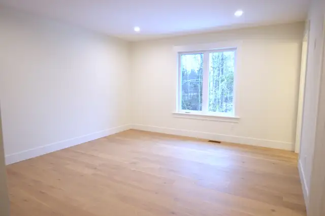 New Construction - Walk-Out Basement 5 Bds 3 Baths Cul-du Sac - Photo 9