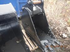 Hammers - Grinders - Frost Rock Buckets - Compactors - More - Photo 7