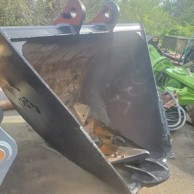 Hammers - Grinders - Frost Rock Buckets - Compactors - More - Photo 8