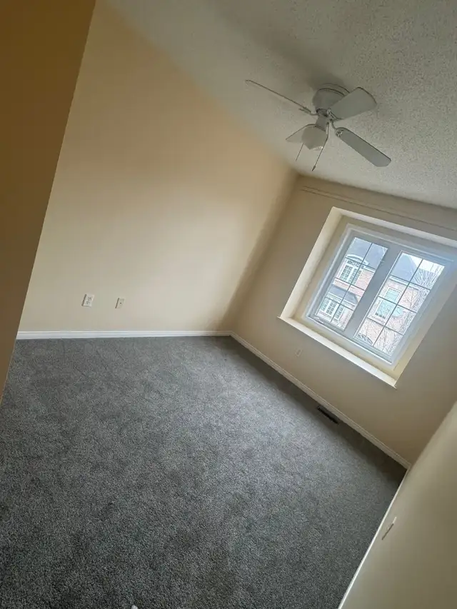 Bedroom for rent - Photo 7