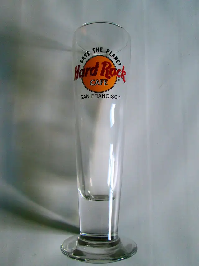 HARD  ROCK  CAFE  SAN  FRANCISCO TALL  PILSNER GLASS