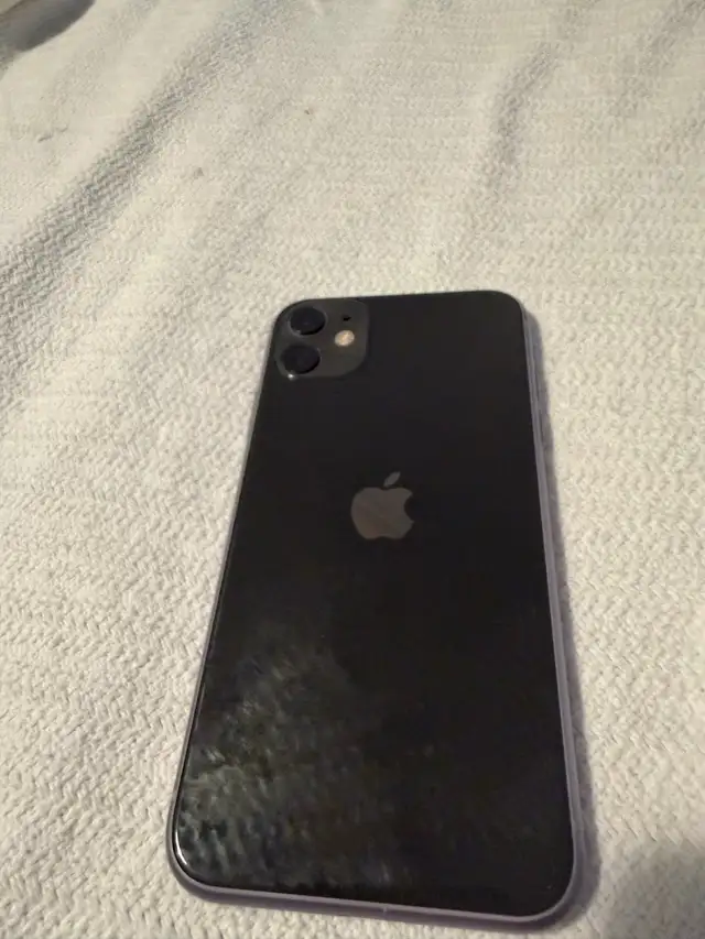 iPhone 11 - Photo 2