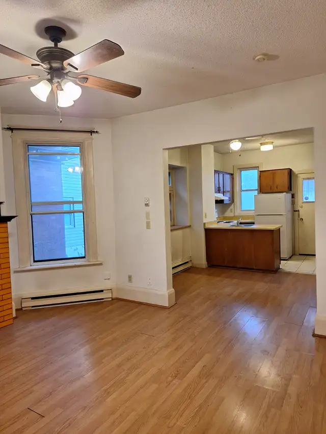 CABBAGETOWN: 1-Bedroom Apartment at Parliament/Gerrard St East - Photo 7