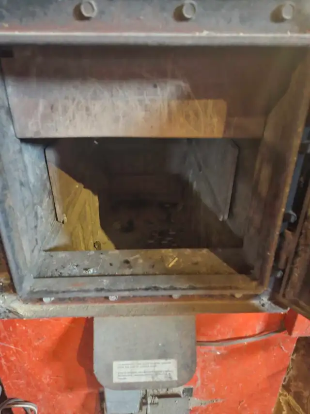 Valley Comfort forced air furnace - Photo 8