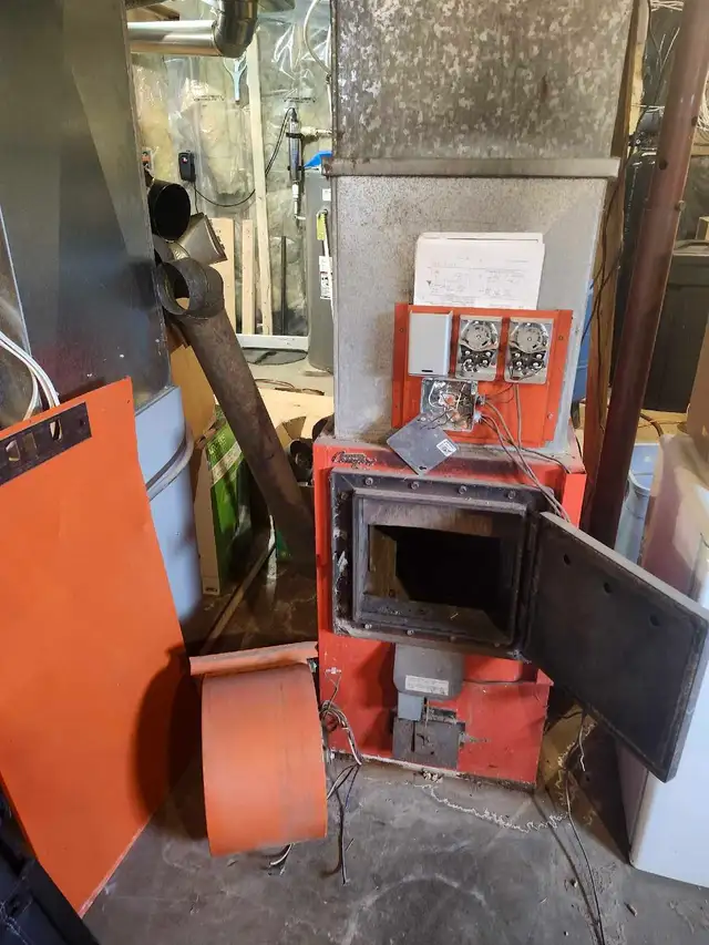 Valley Comfort forced air furnace - Photo 9