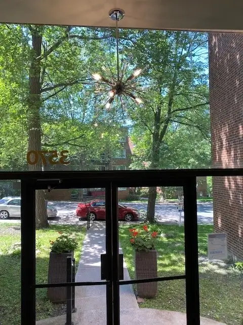 Logement sur la rue Ridgewood à louer - Photo 2
