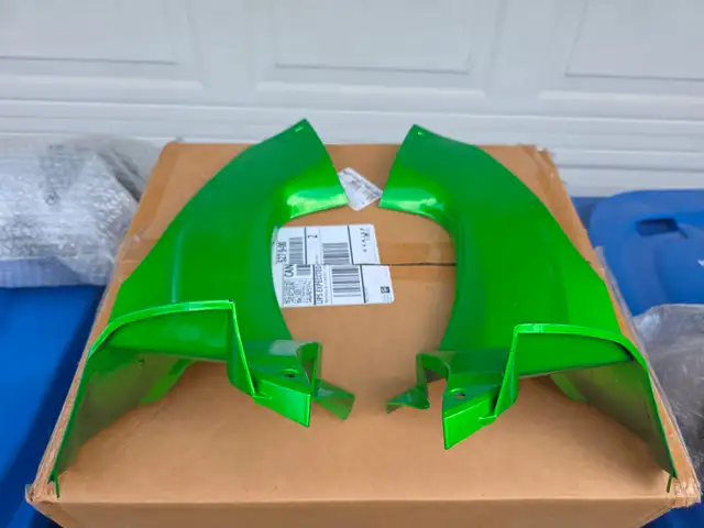 2018 Kawasaki ZX14R Green Upper Left & Right Filler Panels - Photo 7