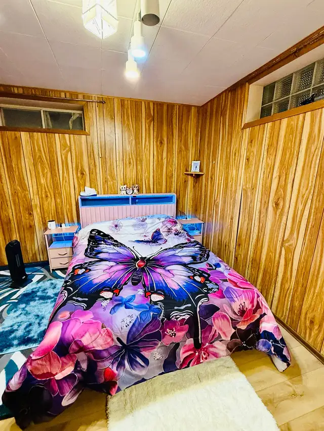 1 - bedroom basement suite - Photo 5